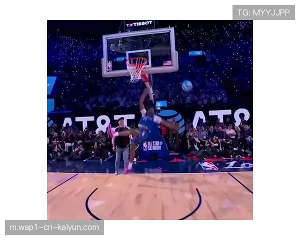 扣篮大赛略显平淡 三分大赛星光熠熠